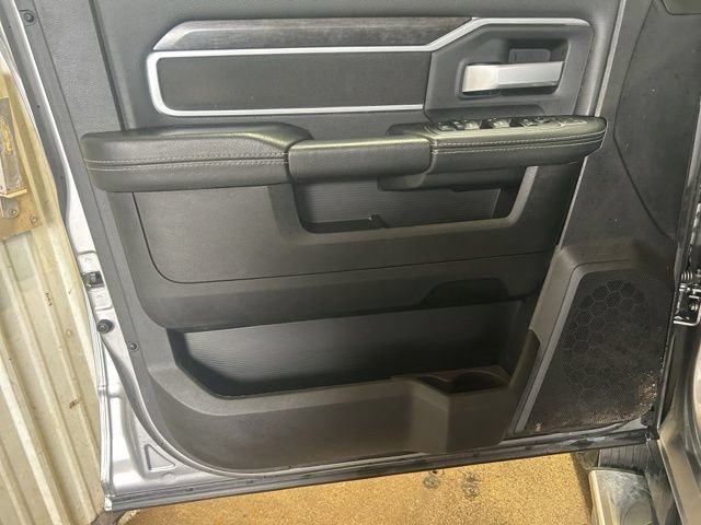 Used 2024 RAM 2500 Big Horn w/ Heated Seats & Wheel Group AWD/4WD image 3