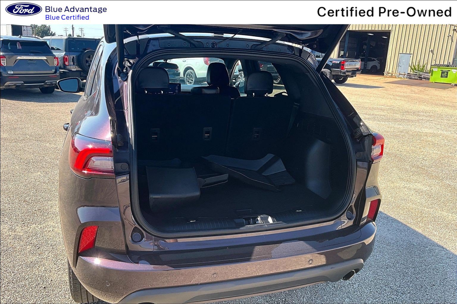 Certified 2023 Ford Escape ST-Line w/ Tech Pack #1 AWD/4WD image 19