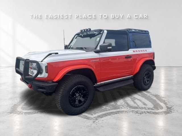 Certified 2025 Ford Bronco Stroppe Edition AWD/4WD image 2