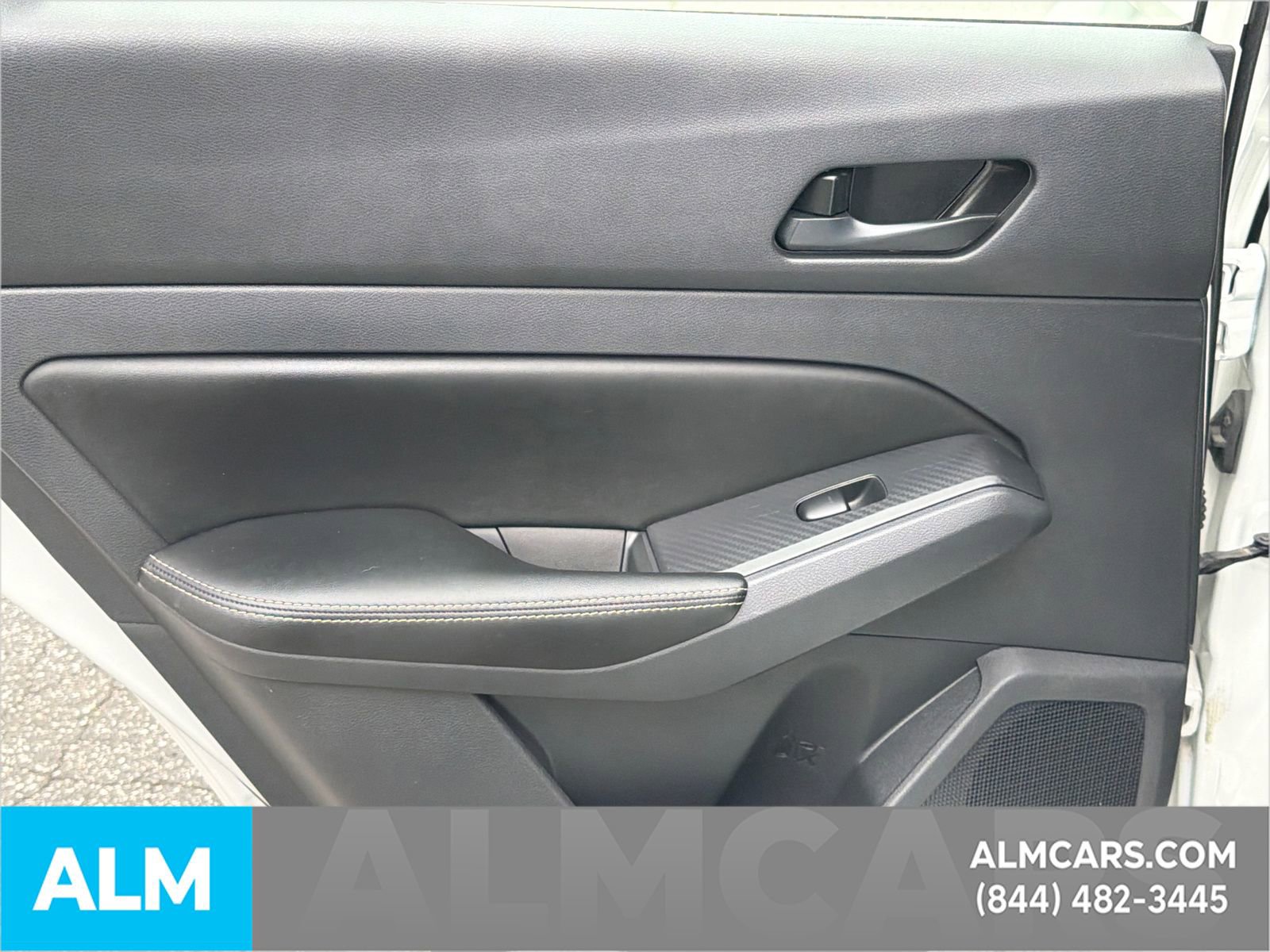 Used 2025 Nissan Altima 2.5 SV FWD image 24