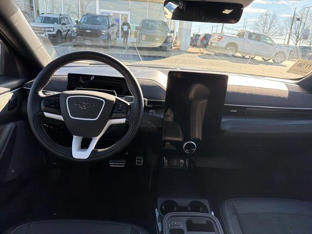 Certified 2025 Ford Mustang Mach-E GT image 9