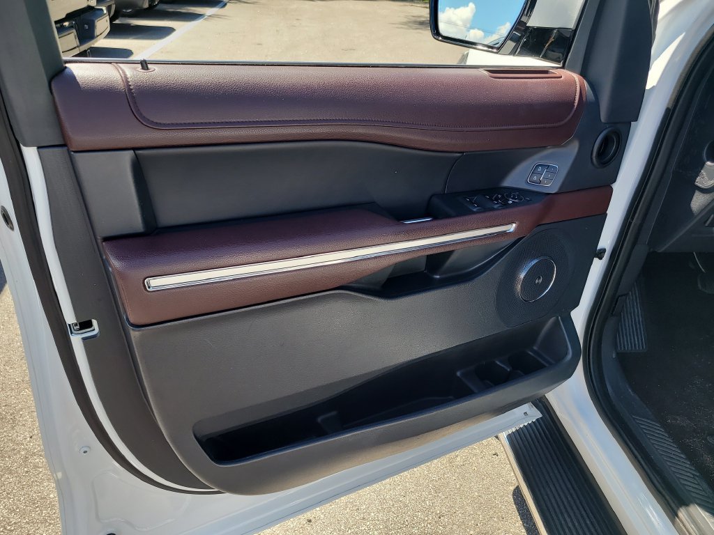 Certified 2022 Ford Expedition Max Limited RWD image 17