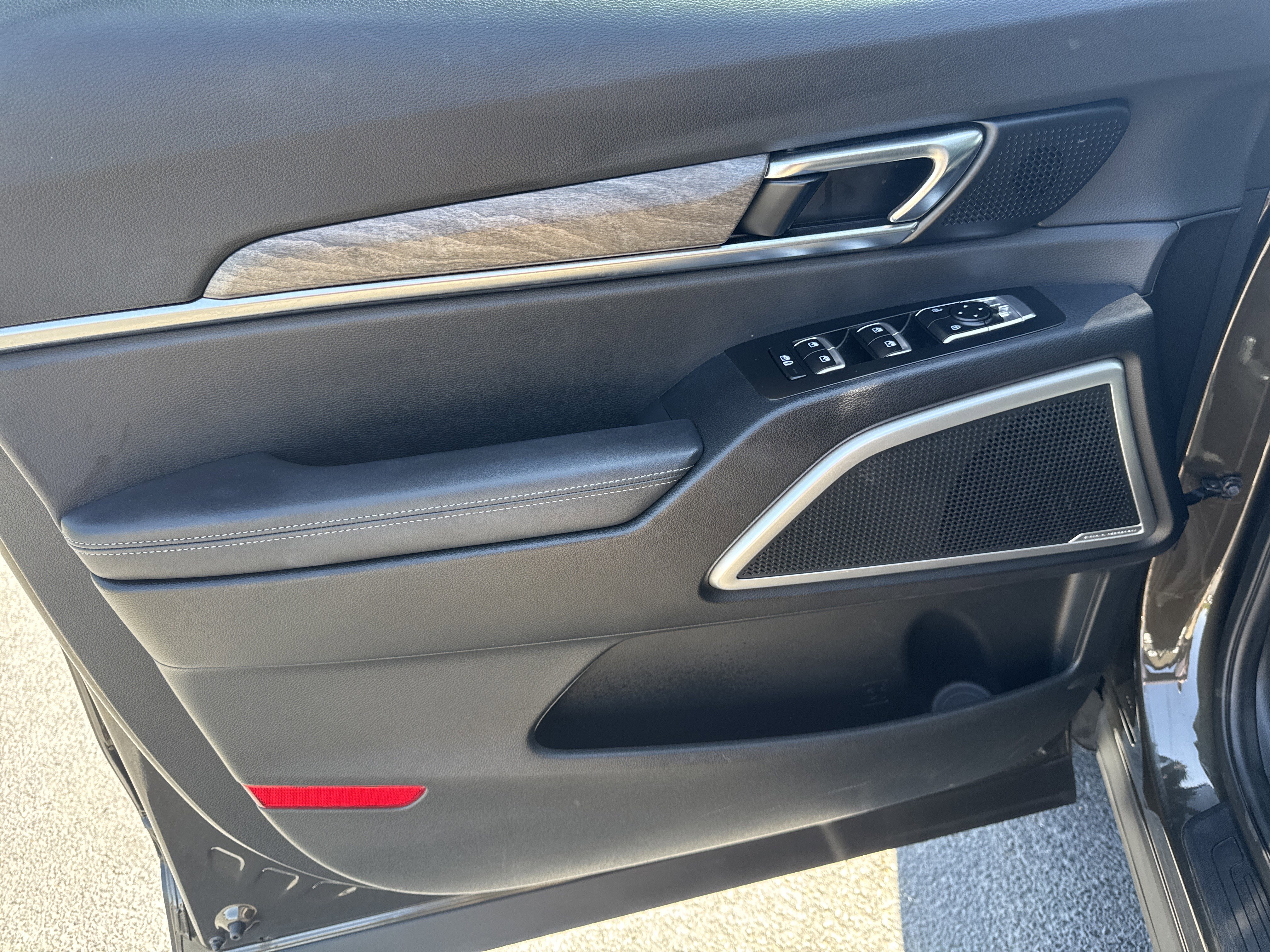 Used 2022 Kia Telluride EX w/ EX Premium Package image 13