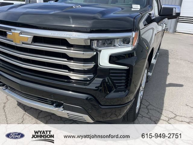 Used 2024 Chevrolet Silverado 1500 High Country w/ High Country Premium Package image 9