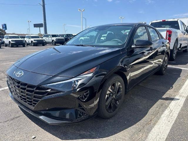 Used 2023 Hyundai Elantra SEL