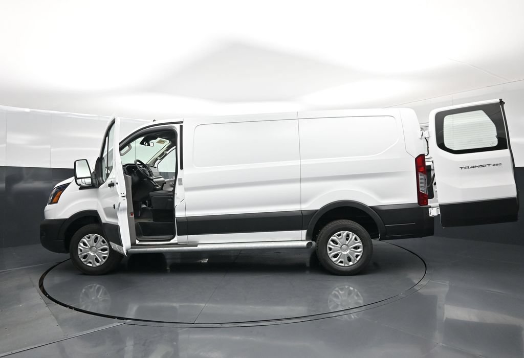 Certified 2025 Ford Transit 250 Low Roof w/ Exterior Upgrade Package RWD image 30