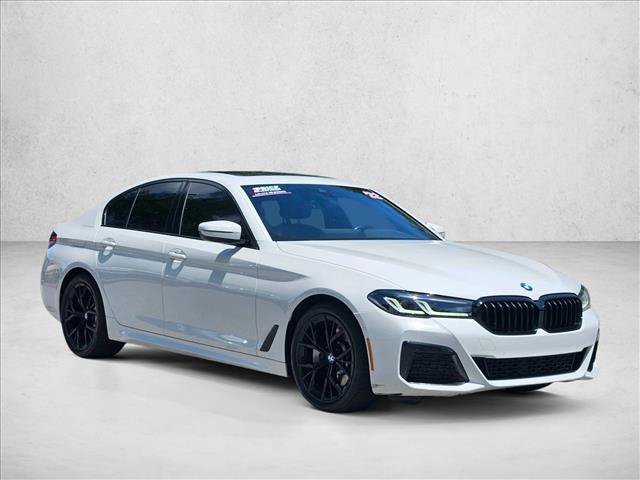 Used 2022 BMW 530i w/ M Sport Package RWD image 3