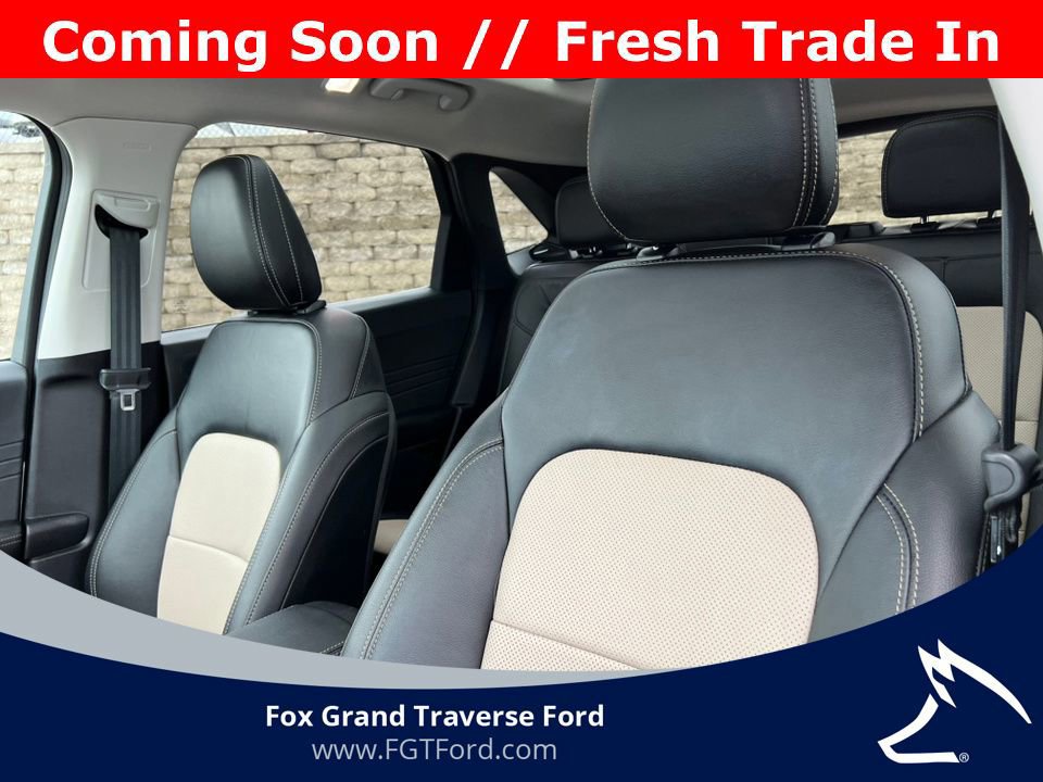 Certified 2022 Ford Escape Titanium w/ Titanium Elite Package image 17