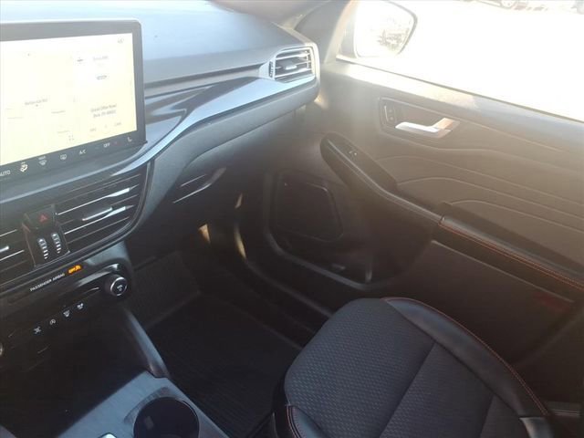 Certified 2024 Ford Escape ST-Line w/ Tech Pack #1 image 25