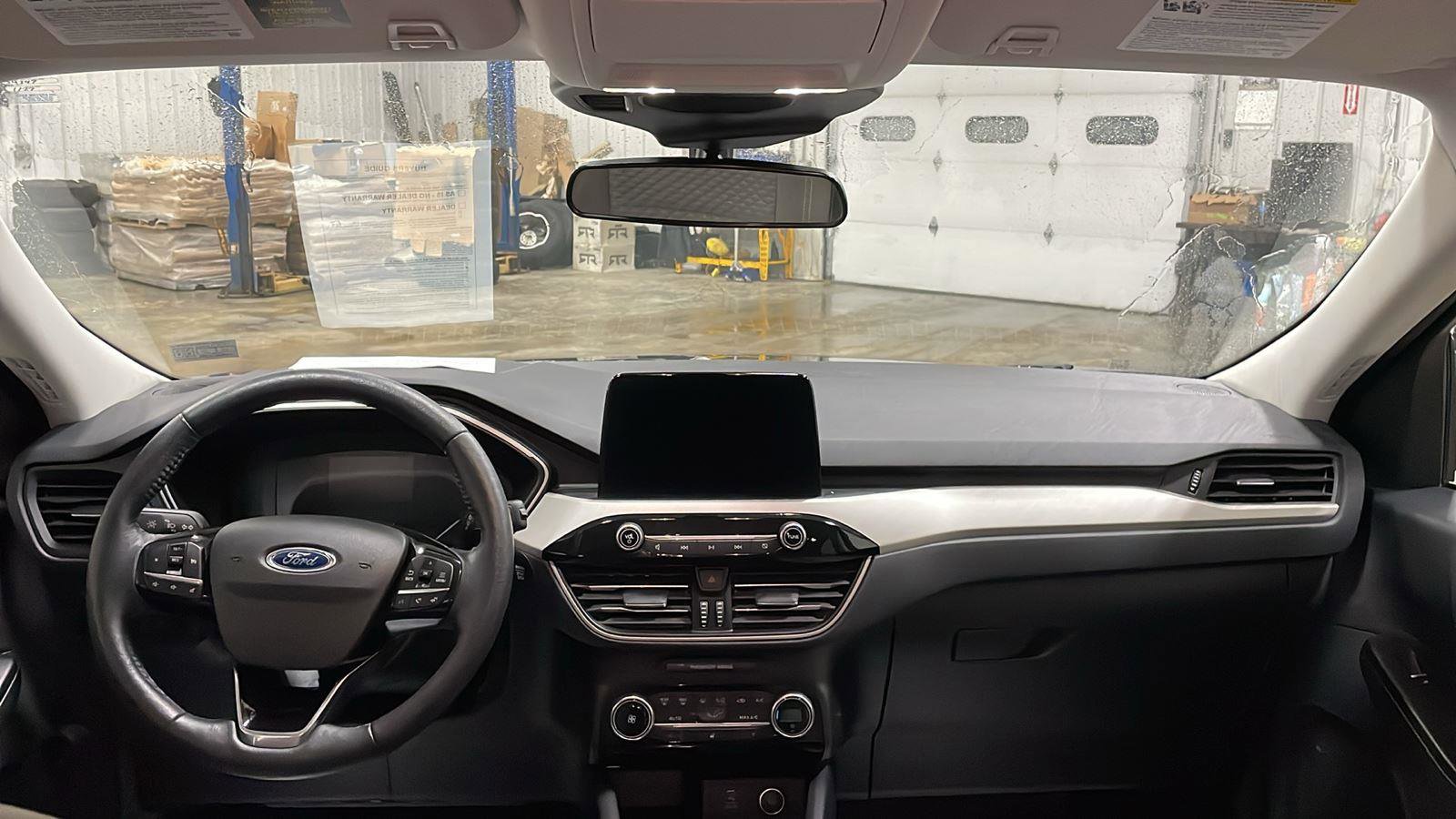 Certified 2021 Ford Escape SE w/ Cold Weather Package image 11