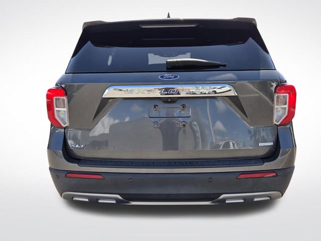 Certified 2020 Ford Explorer XLT w/ Equipment Group 202A image 8