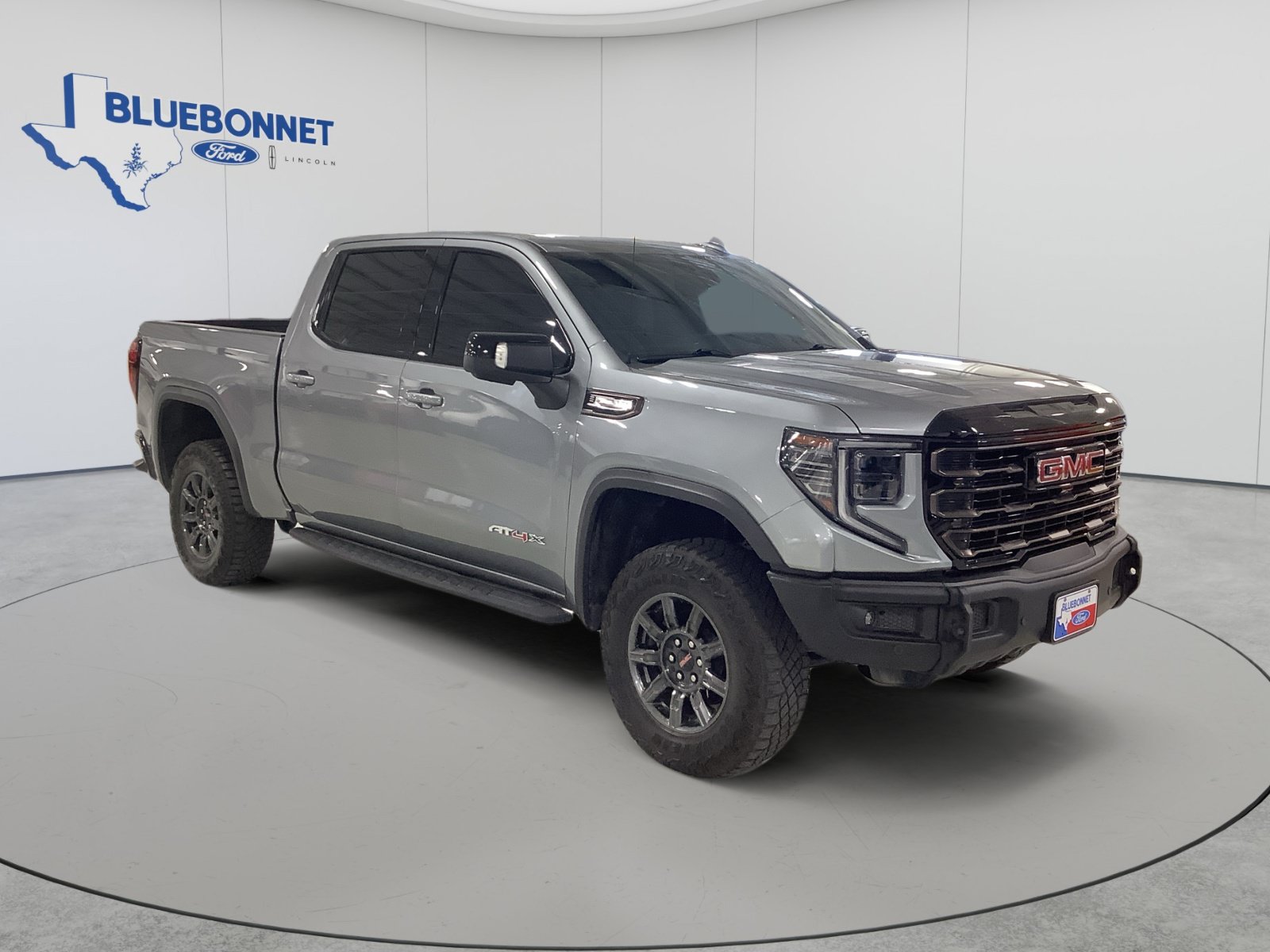 Used 2025 GMC Sierra 1500 AT4X AWD/4WD image 3