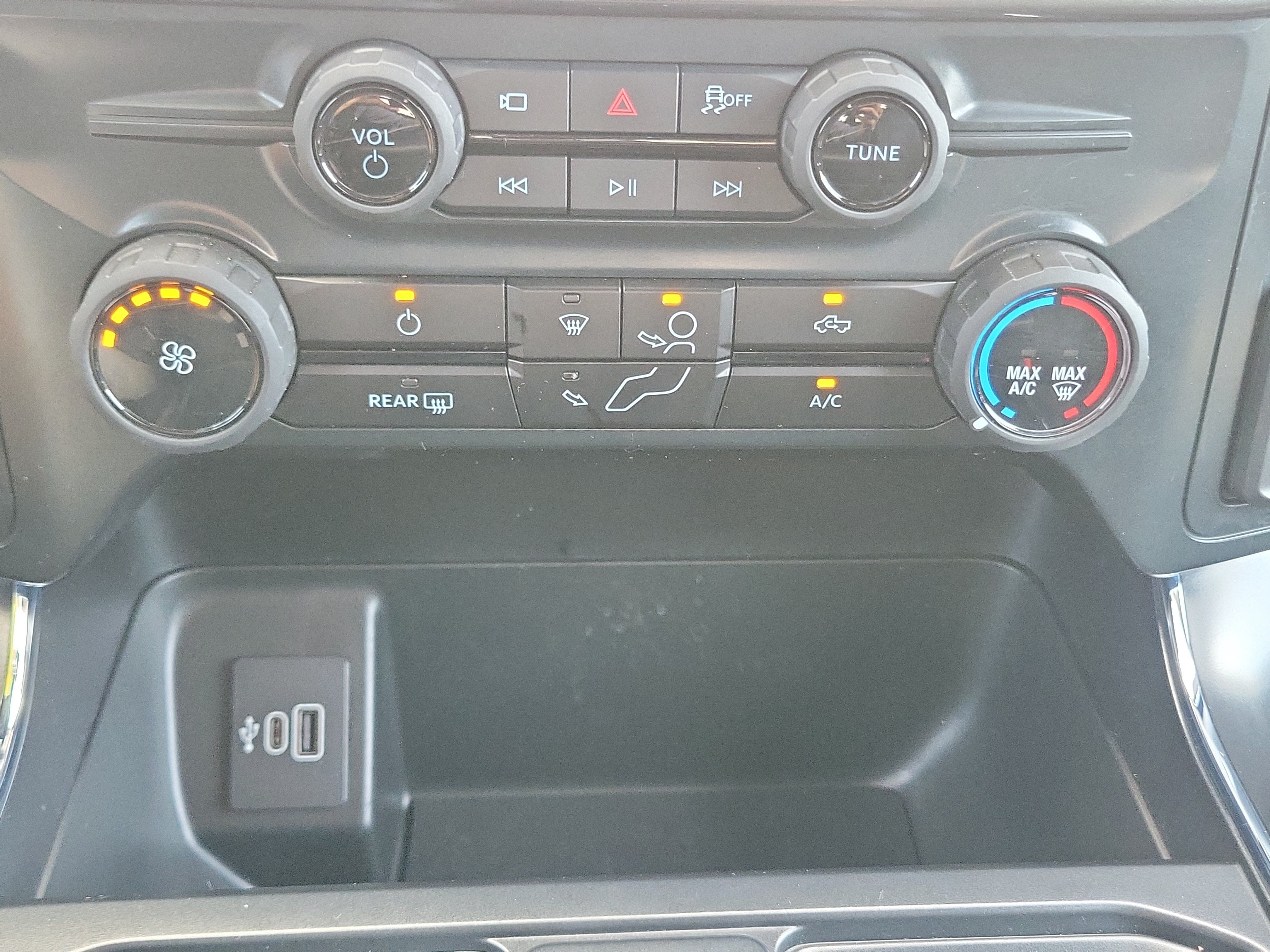 Certified 2025 Ford F150 STX w/ Equipment Group 200A RWD image 22