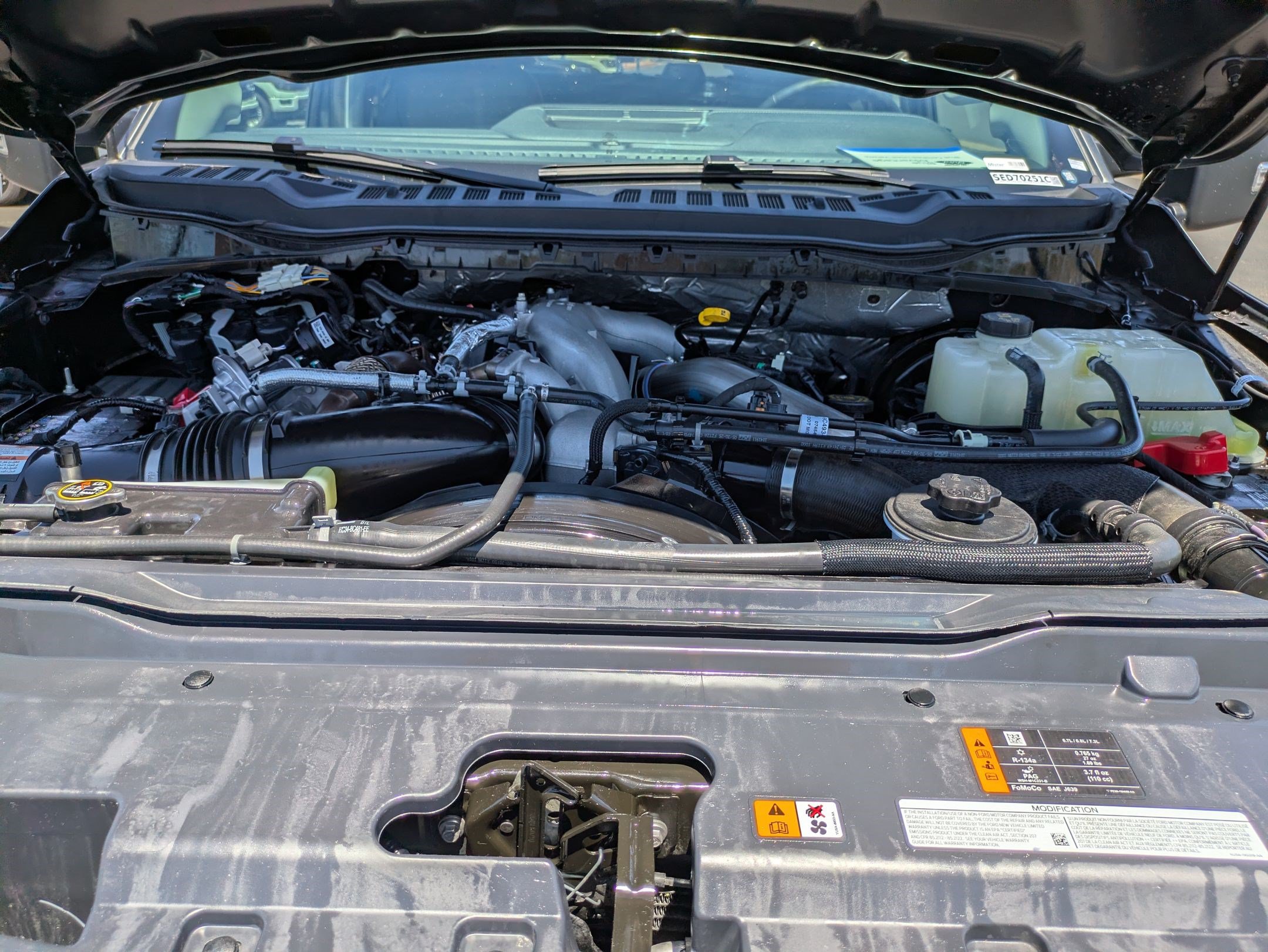 Certified 2025 Ford F250 Lariat AWD/4WD image 33