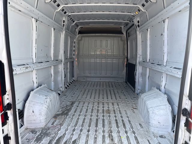 Used 2023 RAM ProMaster 2500 FWD image 11