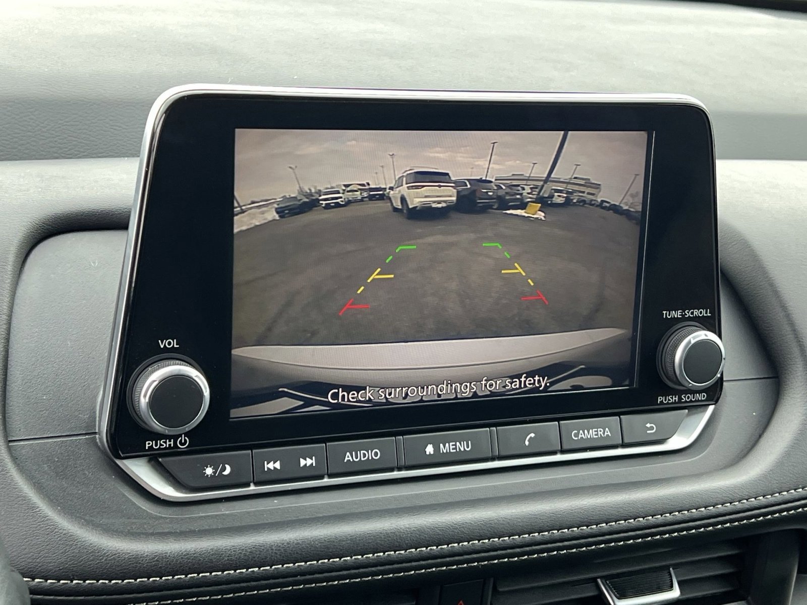 Used 2024 Nissan Rogue SV image 19