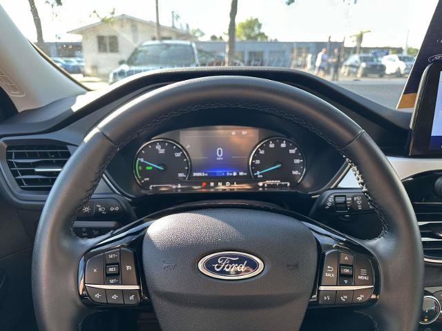 Certified 2022 Ford Escape SE w/ Cold Weather Package FWD image 16