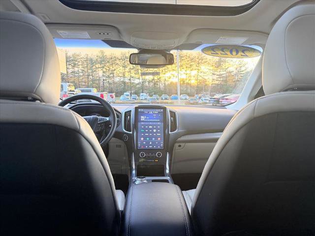 Certified 2022 Ford Edge Titanium w/ Equipment Group 301A image 29