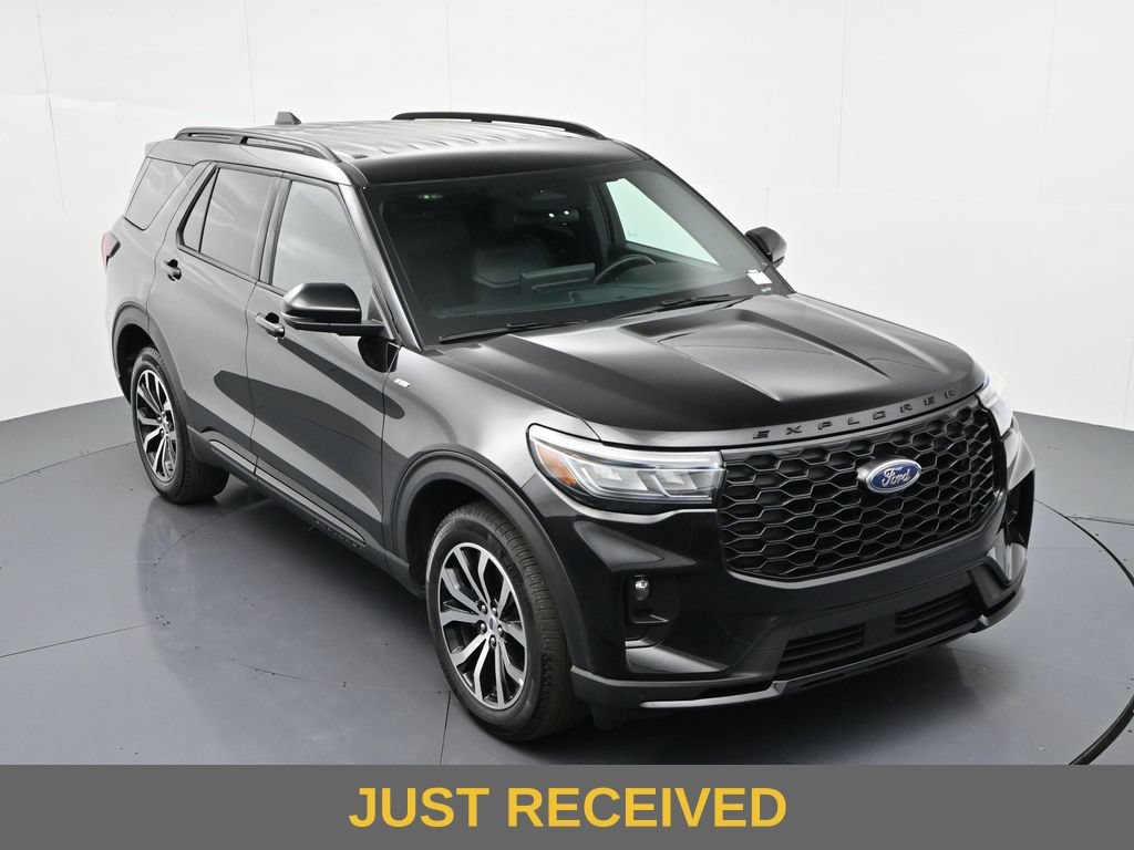 Certified 2025 Ford Explorer ST-Line AWD/4WD image 21