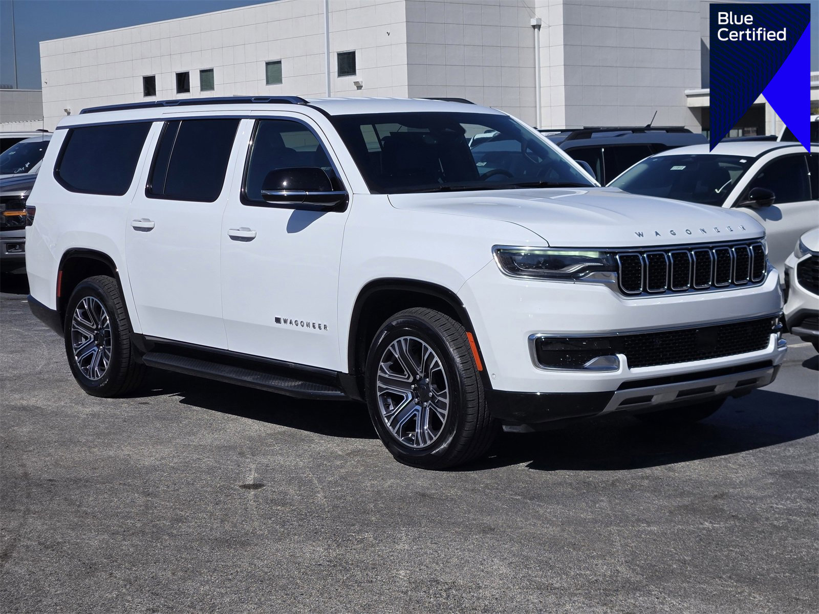 Used 2024 Jeep Wagoneer L Series II w/ Flexible Seating Group