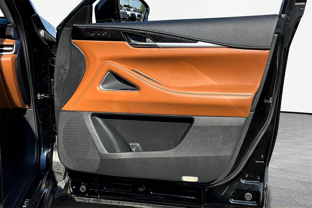 Used 2024 INFINITI QX60 Sensory w/ Vision Package image 24