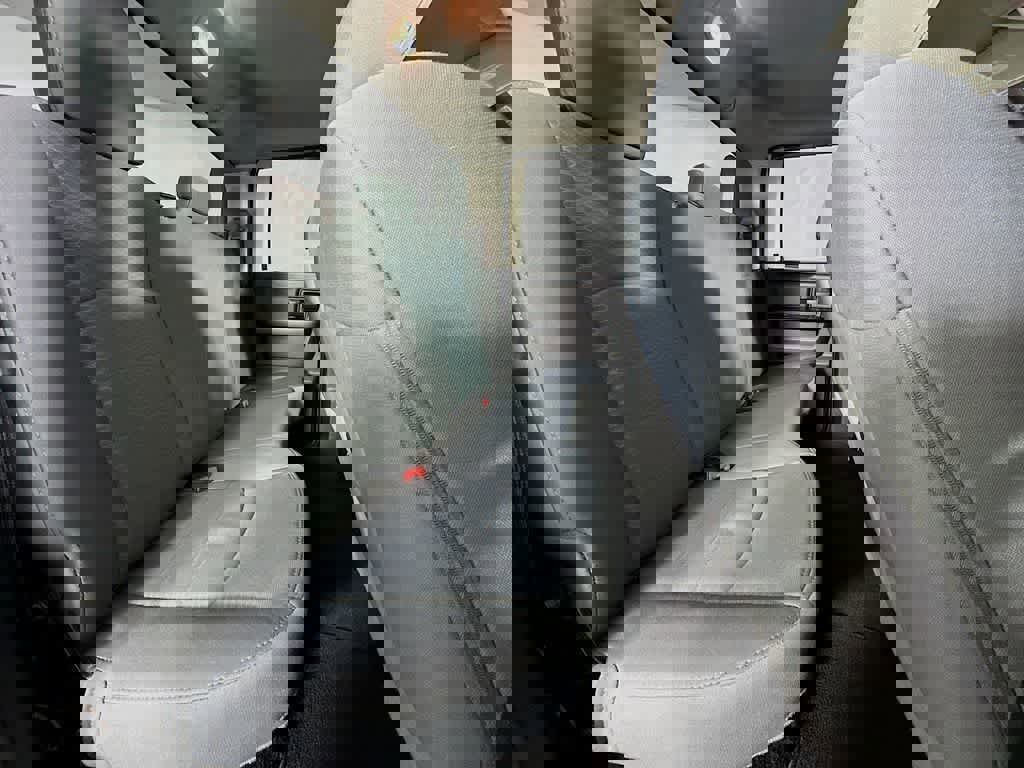 Used 2018 RAM 1500 Express w/ Express Value Package image 30