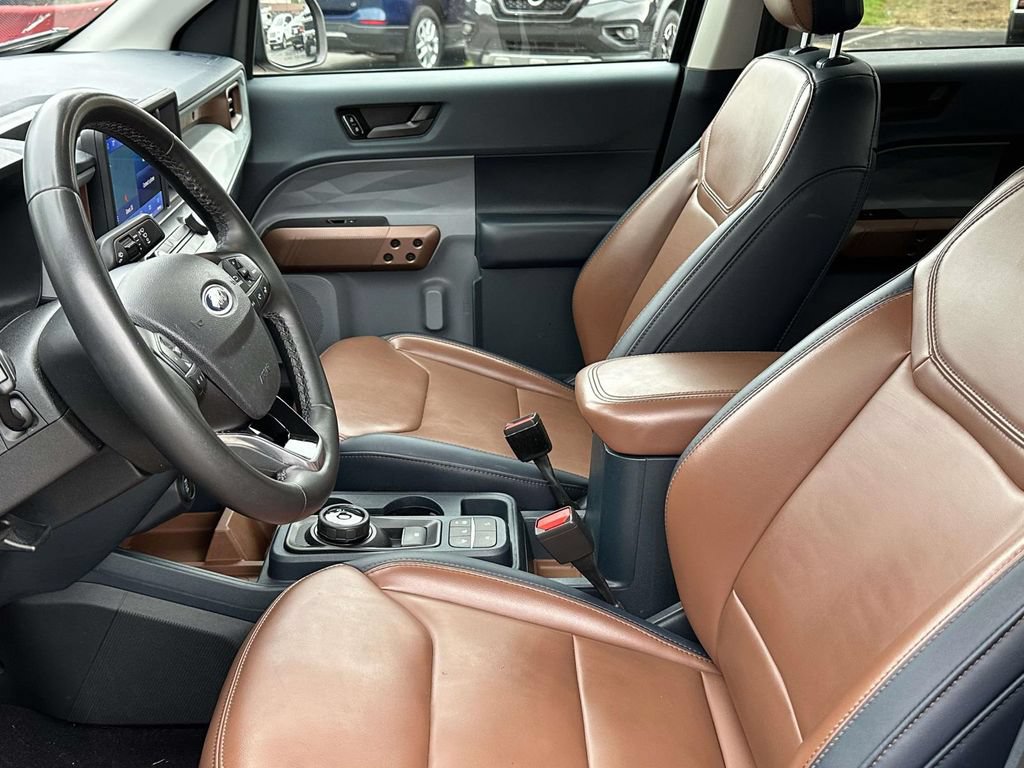 Certified 2023 Ford Maverick Lariat w/ Lariat Luxury Package AWD/4WD image 16