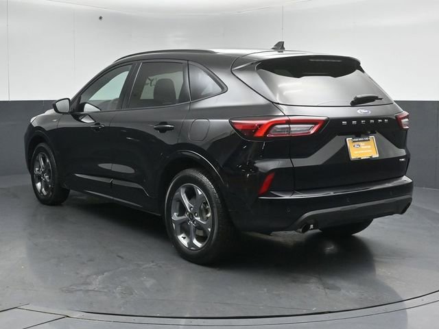 Certified 2024 Ford Escape ST-Line w/ Tech Pack #1 AWD/4WD image 6