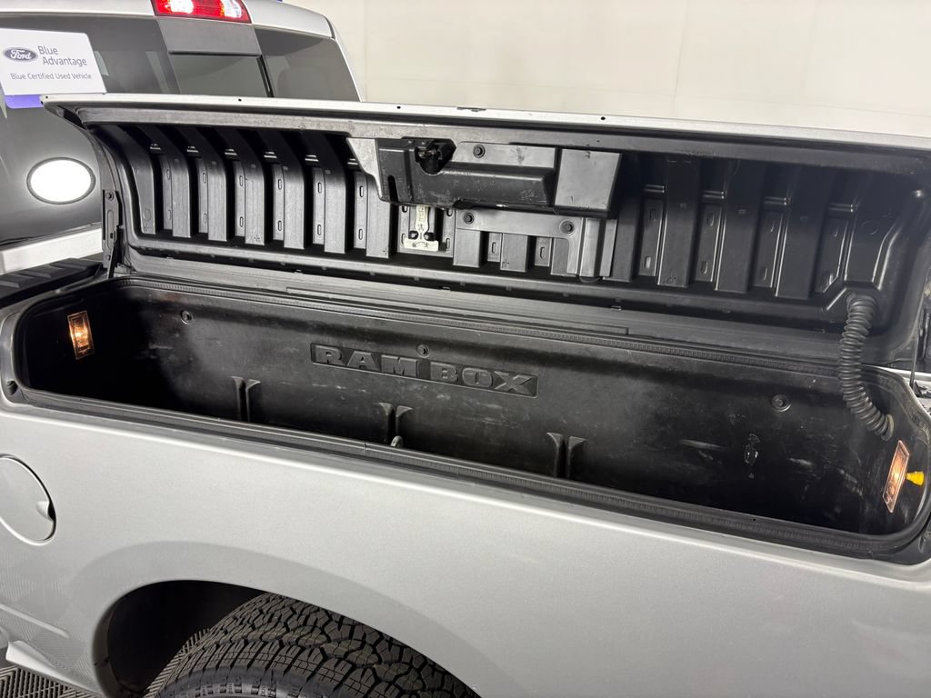 Used 2019 RAM 1500 Big Horn w/ Rambox Value Package AWD/4WD image 29