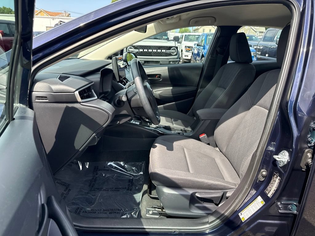 Used 2024 Toyota Corolla LE FWD image 13