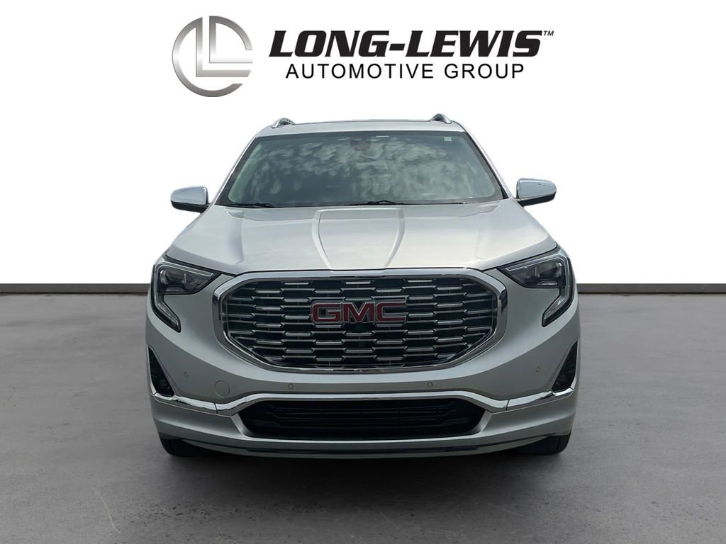 Used 2018 GMC Terrain Denali w/ Advanced Safety Package FWD image 11