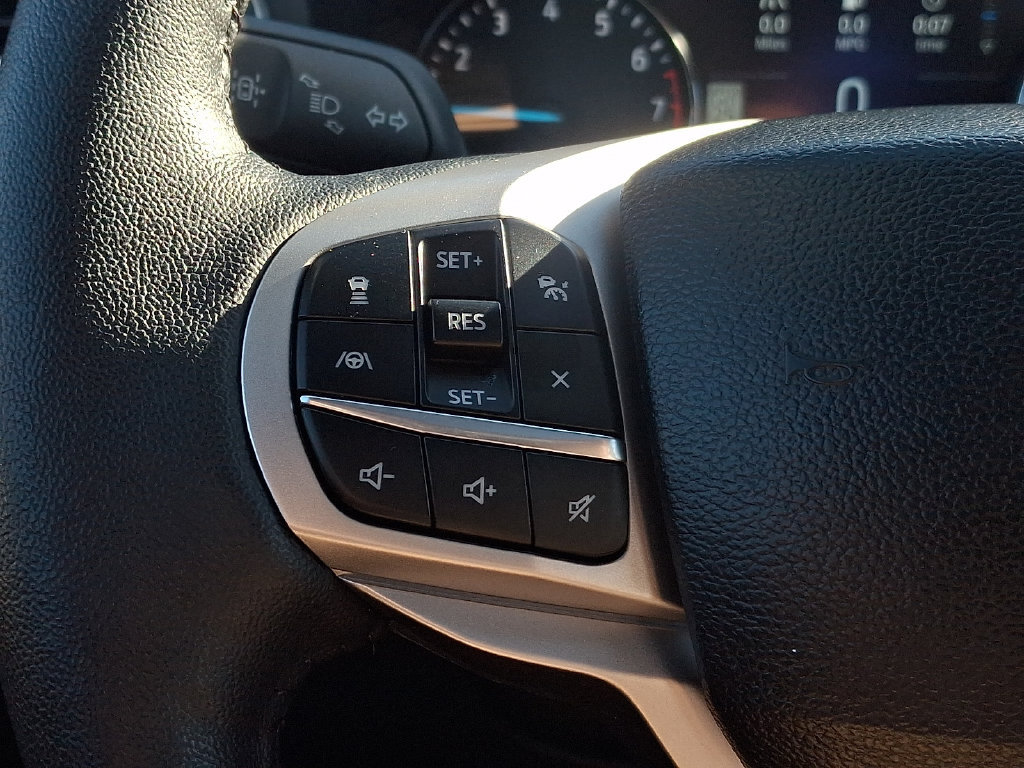 Certified 2024 Ford Explorer XLT w/ Equipment Group 202A AWD/4WD image 23