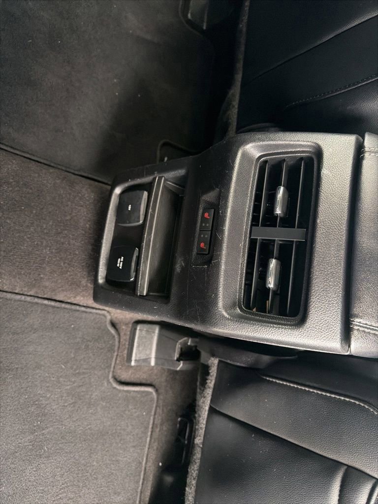 Certified 2019 Ford Edge Titanium w/ Equipment Group 301A image 40