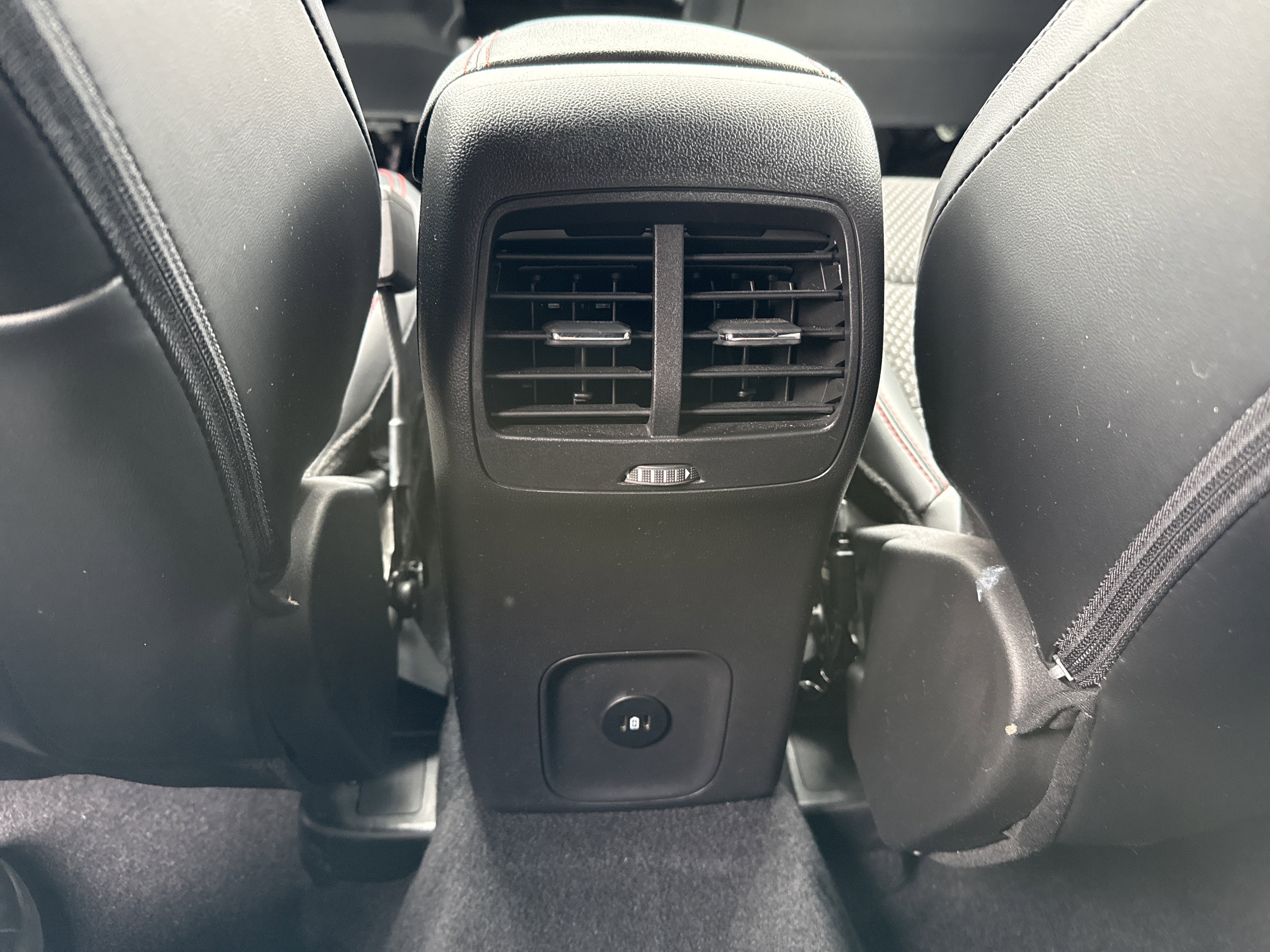 Certified 2023 Ford Escape ST-Line Elite AWD/4WD image 14