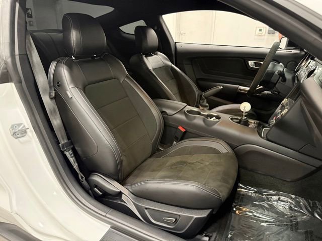 Certified 2018 Ford Mustang Shelby GT350 w/ Convenience Package RWD image 39