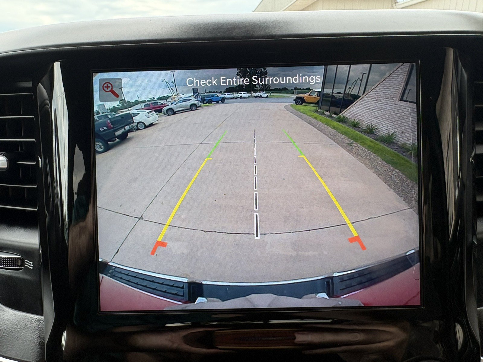 Used 2022 RAM 1500 Big Horn AWD/4WD image 23