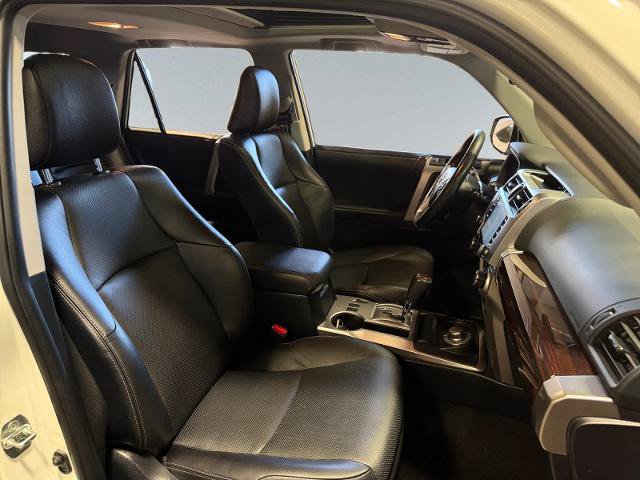Used 2023 Toyota 4Runner Limited AWD/4WD image 19