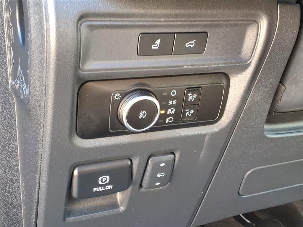 Certified 2024 Ford Expedition Limited image 20