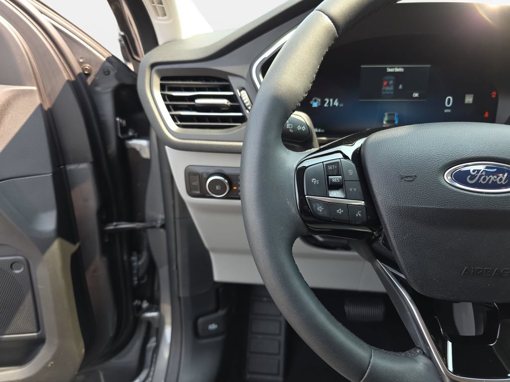 Certified 2023 Ford Escape Platinum AWD/4WD image 15