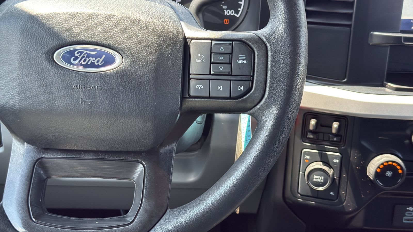 Certified 2025 Ford F250 XLT AWD/4WD image 15