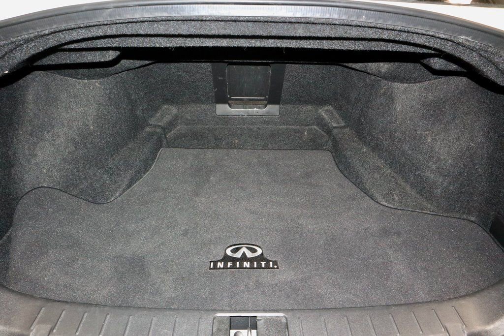 Used 2017 INFINITI Q70 3.7 w/ Technology Package image 17
