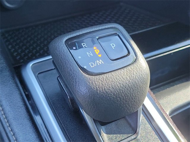 Used 2022 Nissan Pathfinder SL w/ SL Black Package image 16