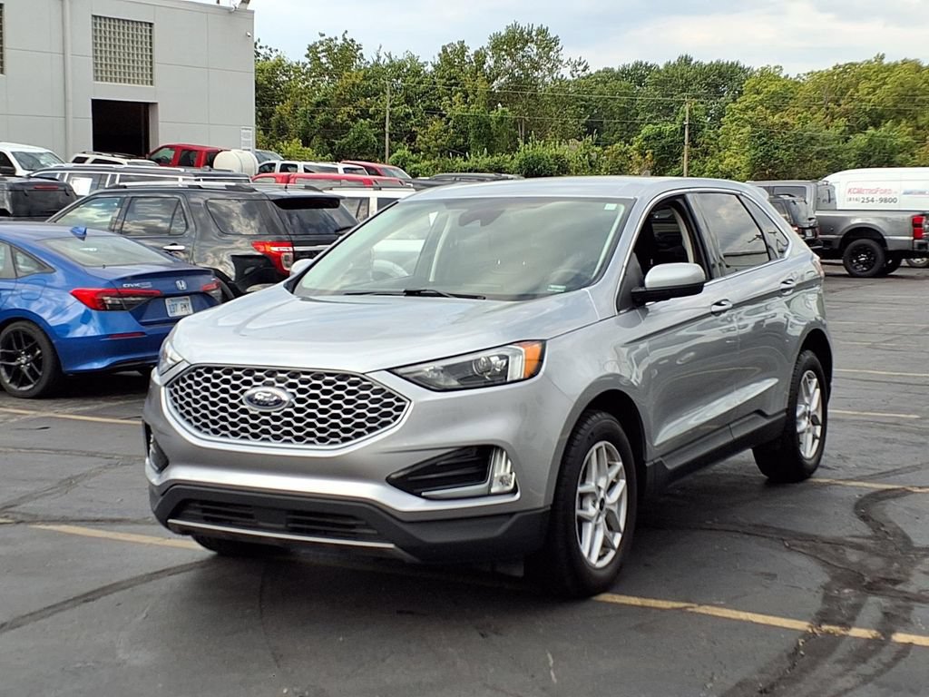 Certified 2024 Ford Edge SEL w/ Convenience Package AWD/4WD image 7