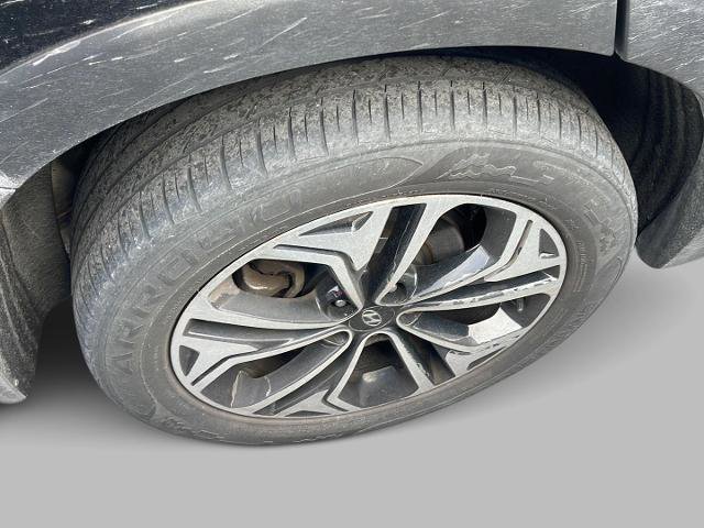 Used 2019 Hyundai Santa Fe Ultimate w/ Cargo Package image 12