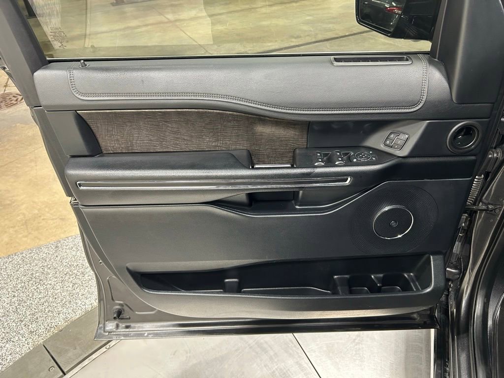 Certified 2021 Ford Expedition Limited AWD/4WD image 15