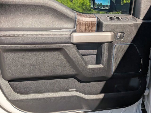 Certified 2019 Ford F250 Lariat w/ Lariat Ultimate Package AWD/4WD image 13