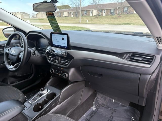 Certified 2024 Ford Escape Active AWD/4WD image 18
