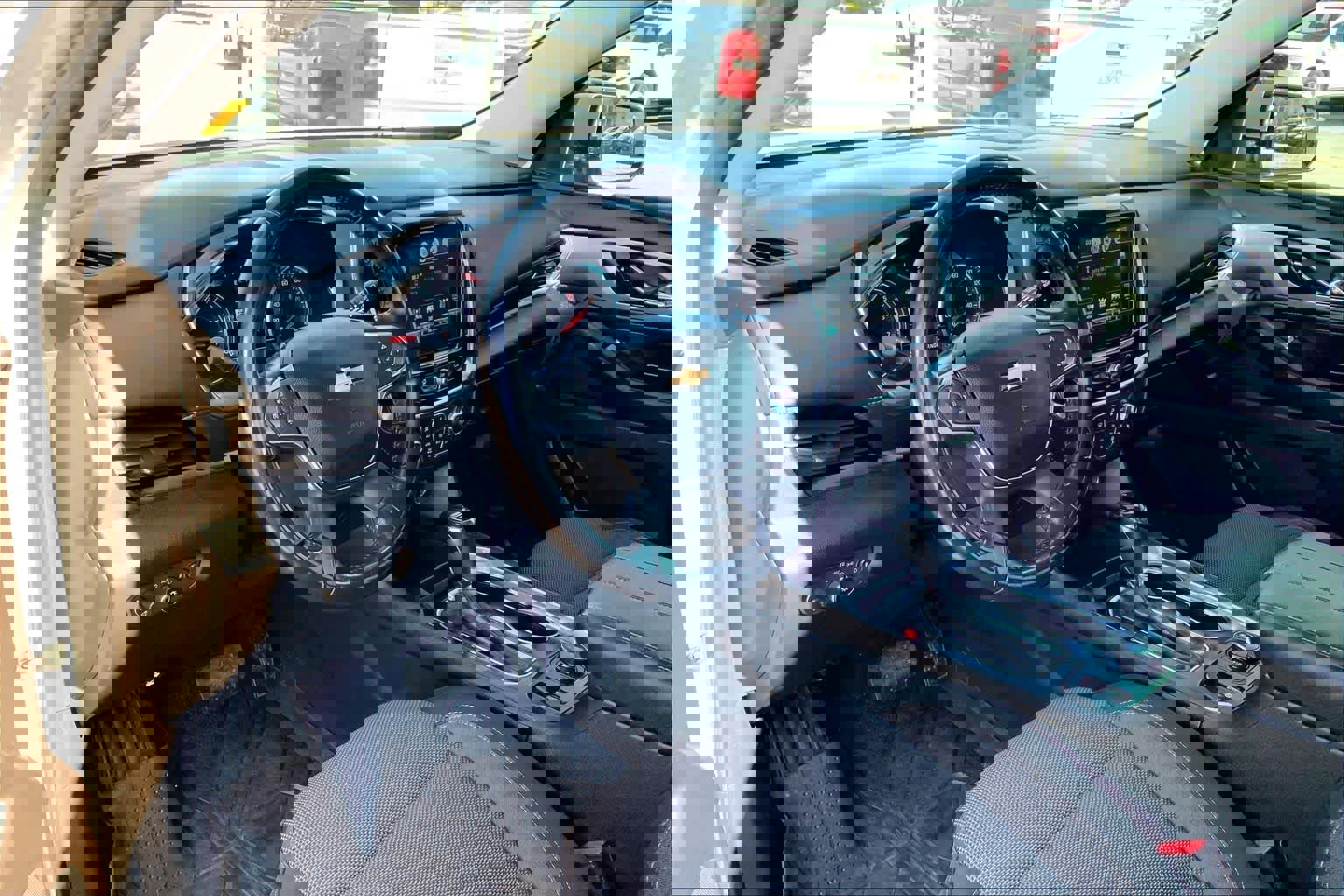 Used 2019 Chevrolet Traverse LT image 15