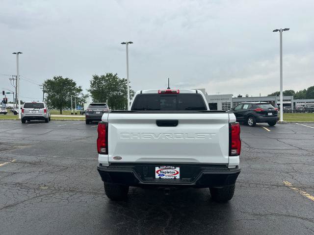 Used 2023 Chevrolet Colorado ZR2 w/ ZR2 Convenience Package III AWD/4WD image 7