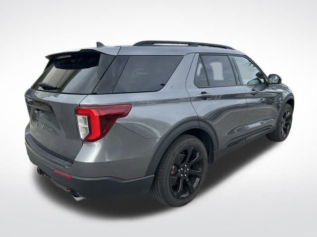 Certified 2022 Ford Explorer ST-Line w/ Class IV Trailer Tow Package image 3